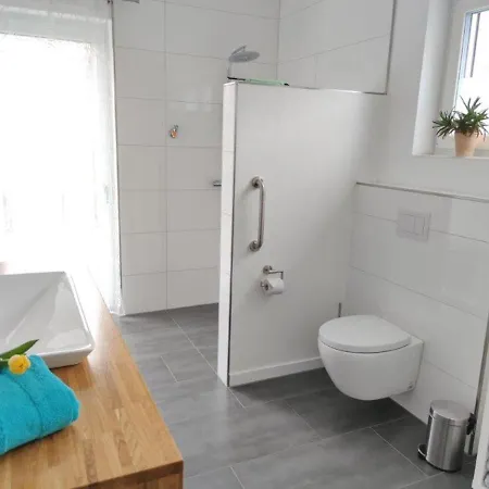 Stahl Apartment *